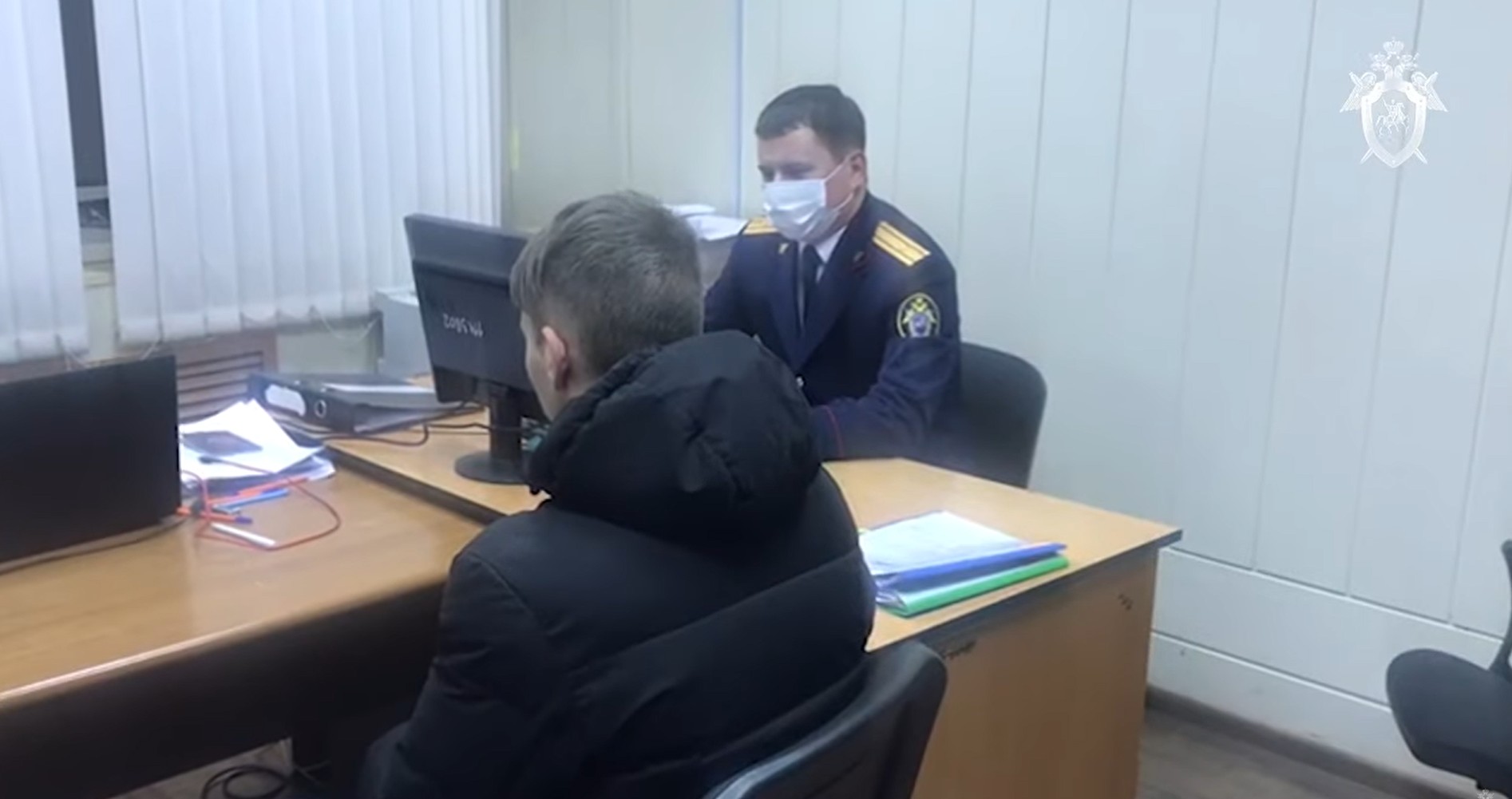В Красноярске двух подростков осудят за «минирование» школ и детсадов в 4 городах России