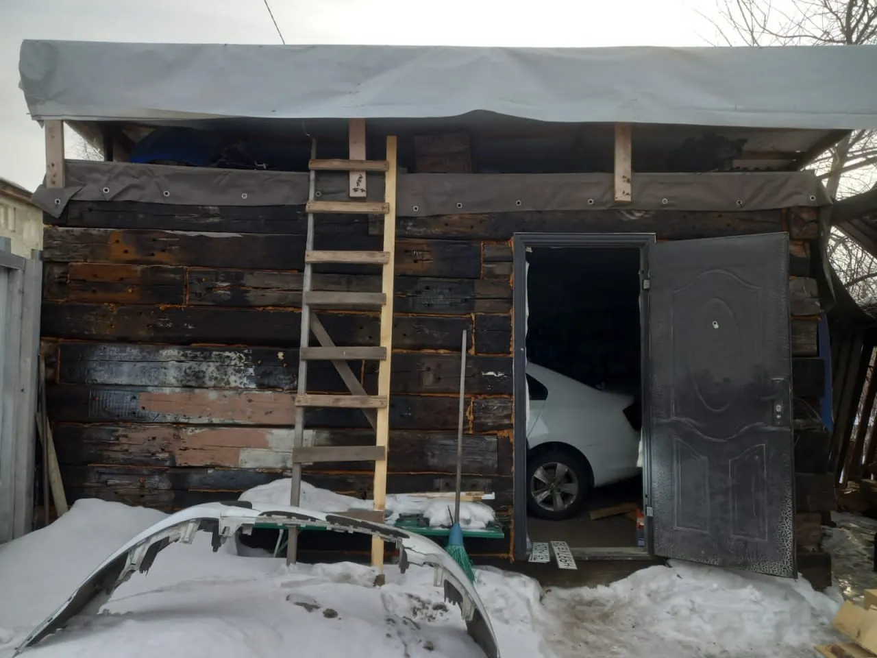 Красноярец инсценировал угон автомобиля и получил 660 тысяч рублей от страховой