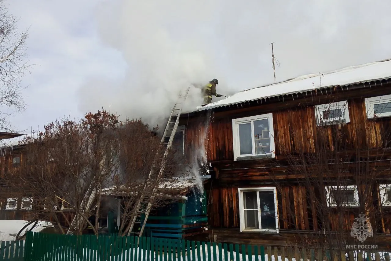 На севере Красноярского края горел многоквартирный дом