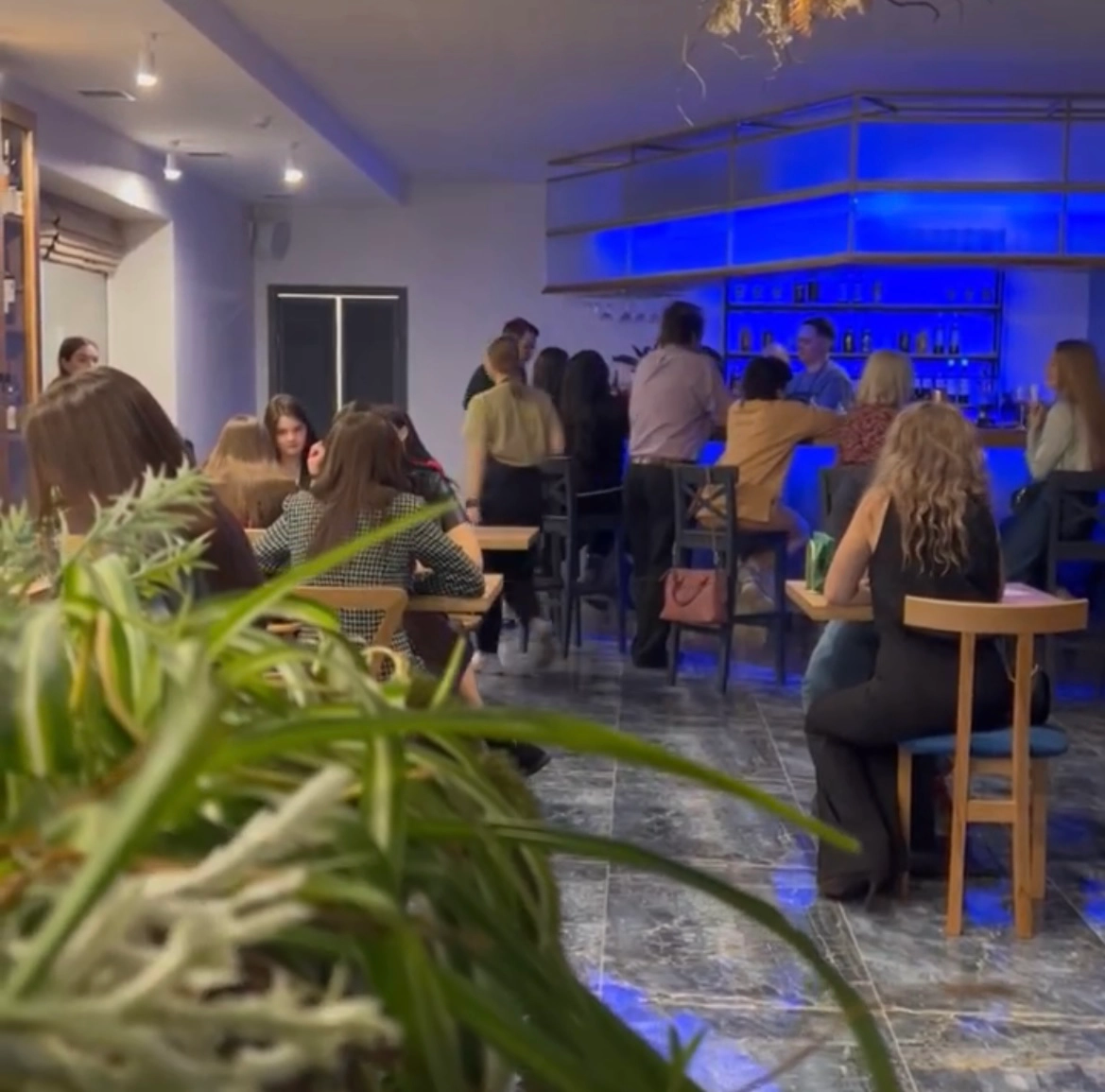 В центре Красноярска открылся новый винный бар Digestif