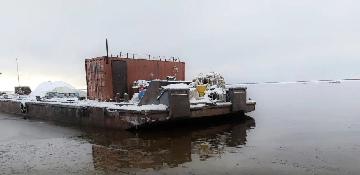 В Красноярском крае в реку вылилось дизельное топливо
