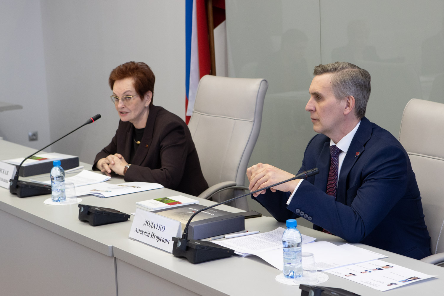 Регионы Сибири поделились опытом воспитания молодежи
