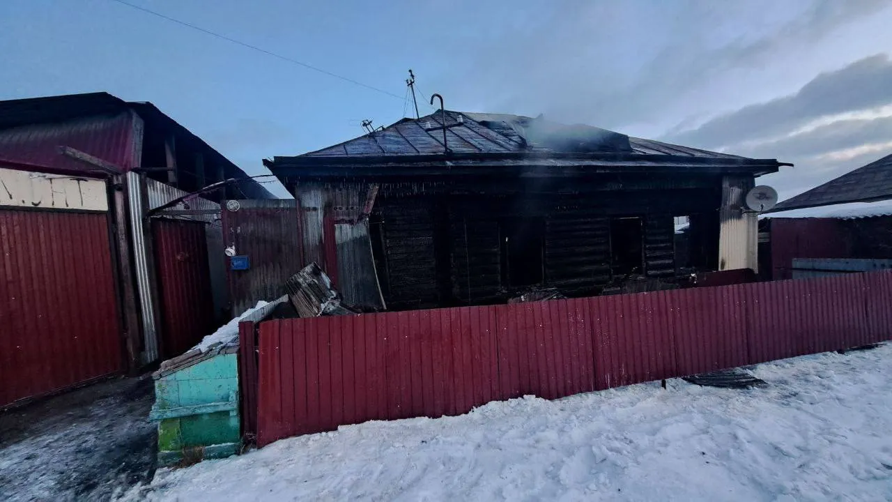 В Красноярском крае при пожаре погибла 14-летняя девочка
