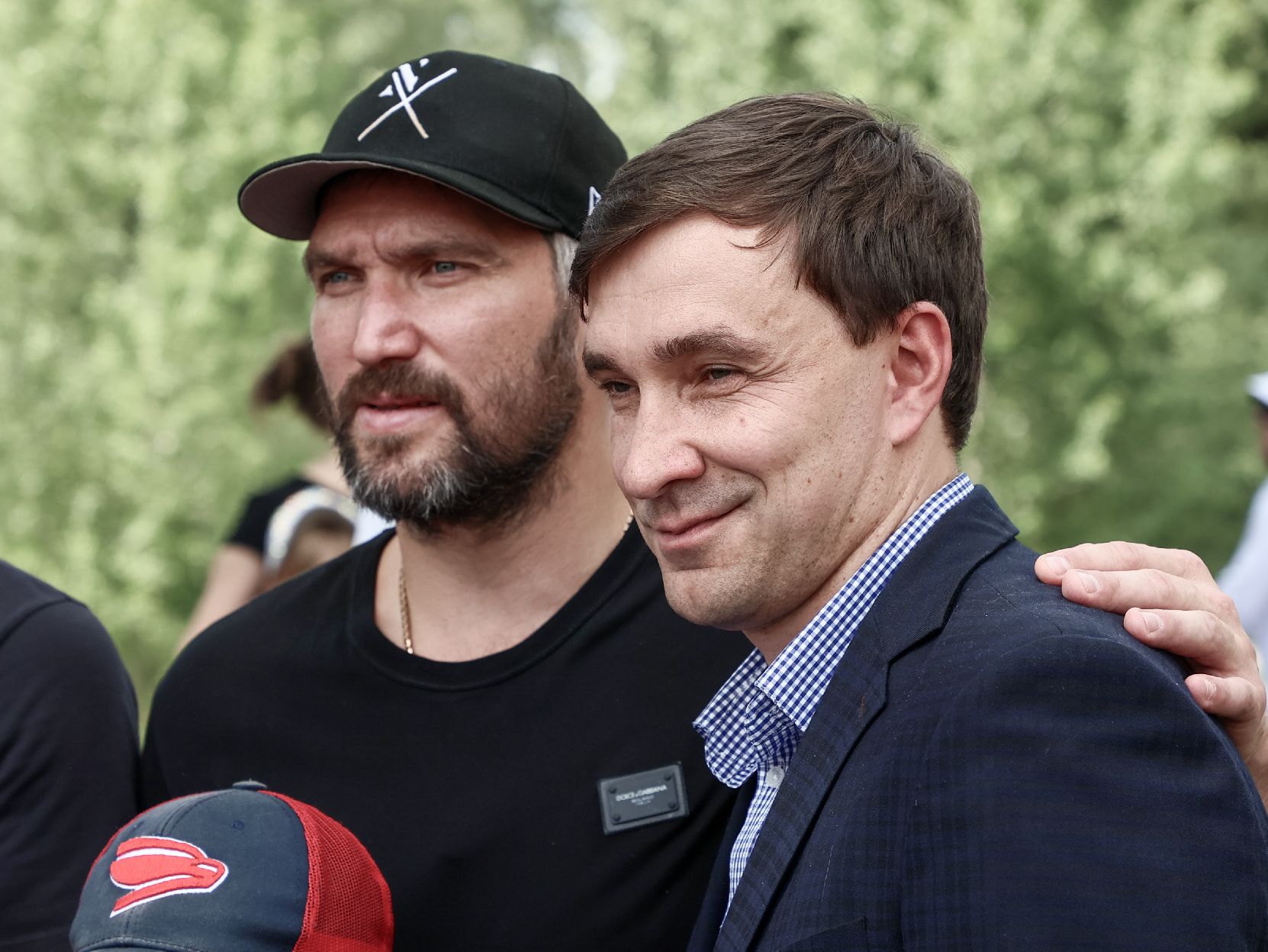 «Нас узнали даже в лесу»: что связывает Александра Овечкина и Красноярск