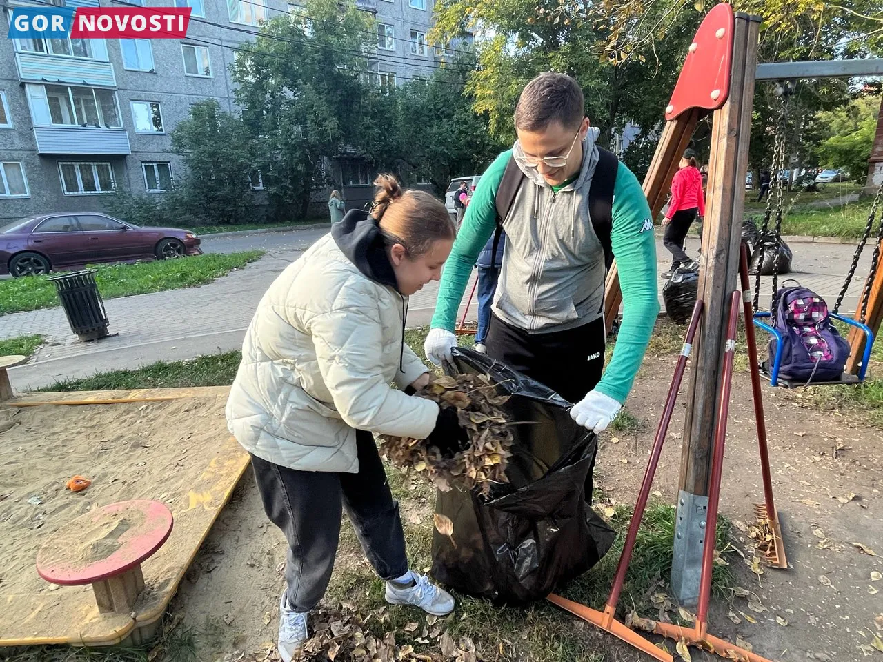 Коллектив «Городских новостей» на субботнике.
Дмитрий Попугин