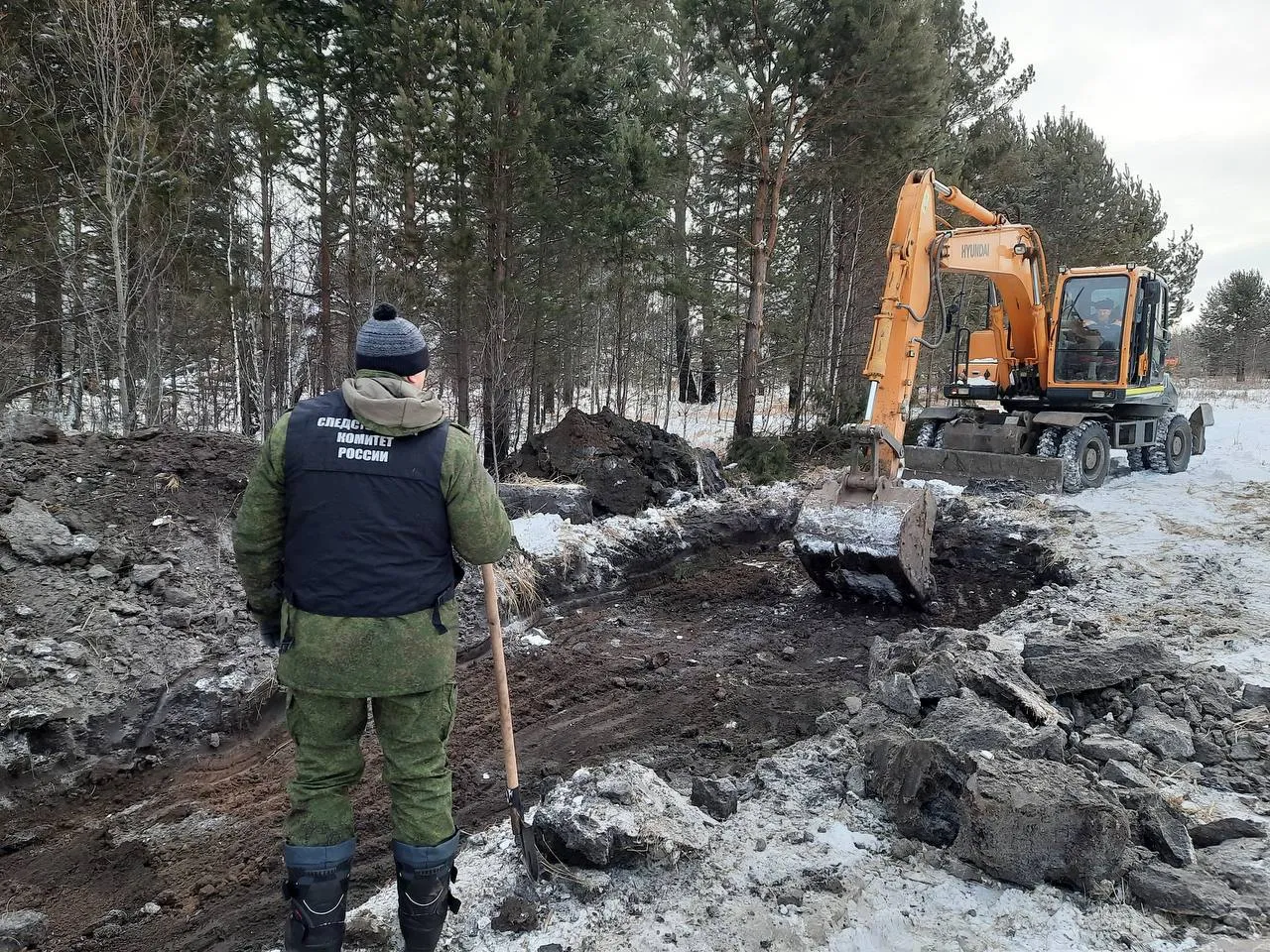 ️В Красноярске двое мужчин обвиняются в убийстве и вымогательстве у детей-сирот