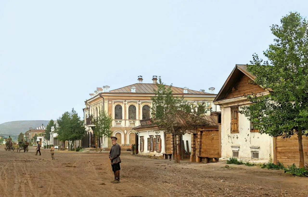 Блогер из Красноярска снова раскрасил старинные фотографии Енисейской губернии
