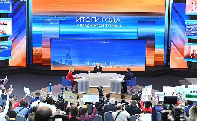 Поступившие на прямую линию президента вопросы от жителей Красноярского края возьмут в работу