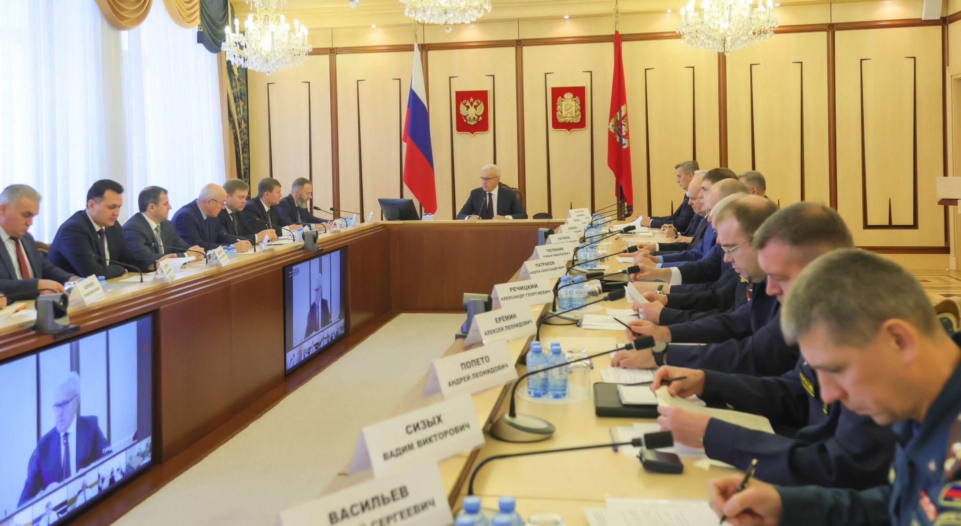 Глава Красноярского края Александр Усс подписал указ о мерах поддержки участников СВО и их семей