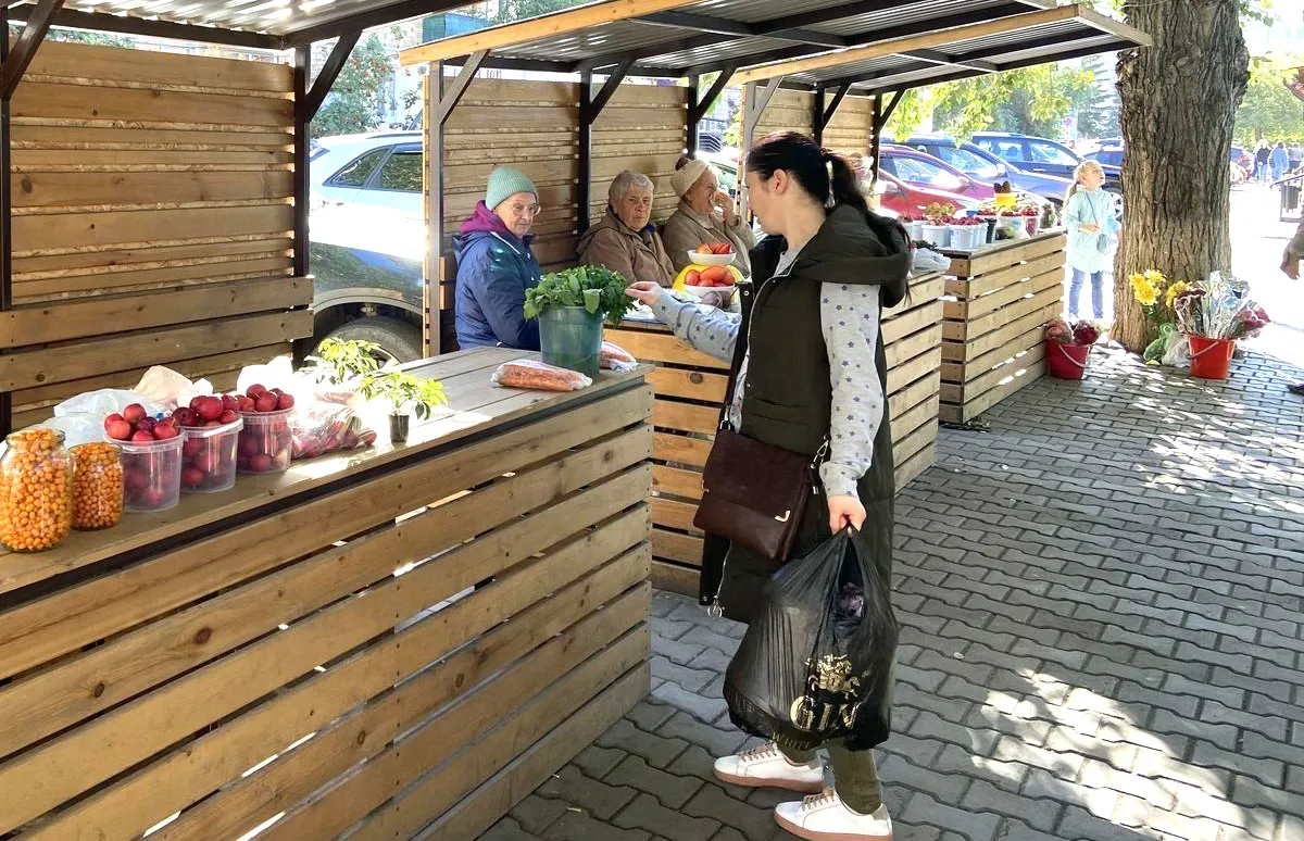 В Центральном районе Красноярска завершается сезон уличной торговли
