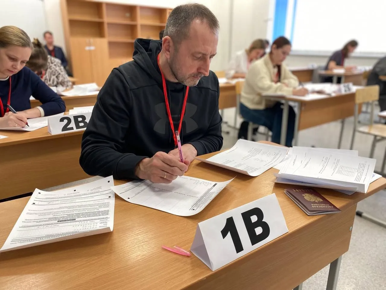 В Красноярске родители выпускников написали ЕГЭ по математике