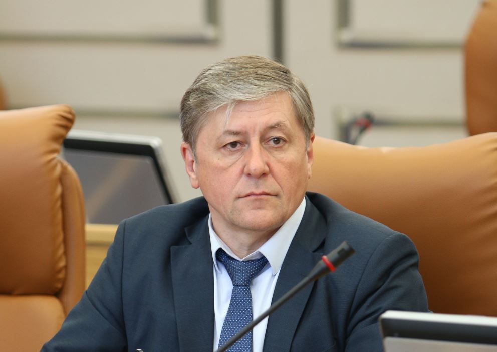 Геннадий Клепиков: «Пишешь: «Доброе утро» — и ямы нет»