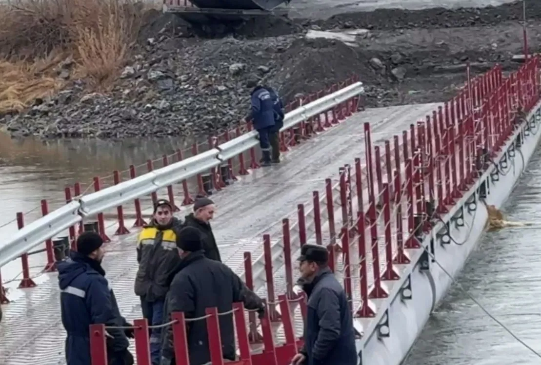 Понтонный мост в Ачинске закрыли