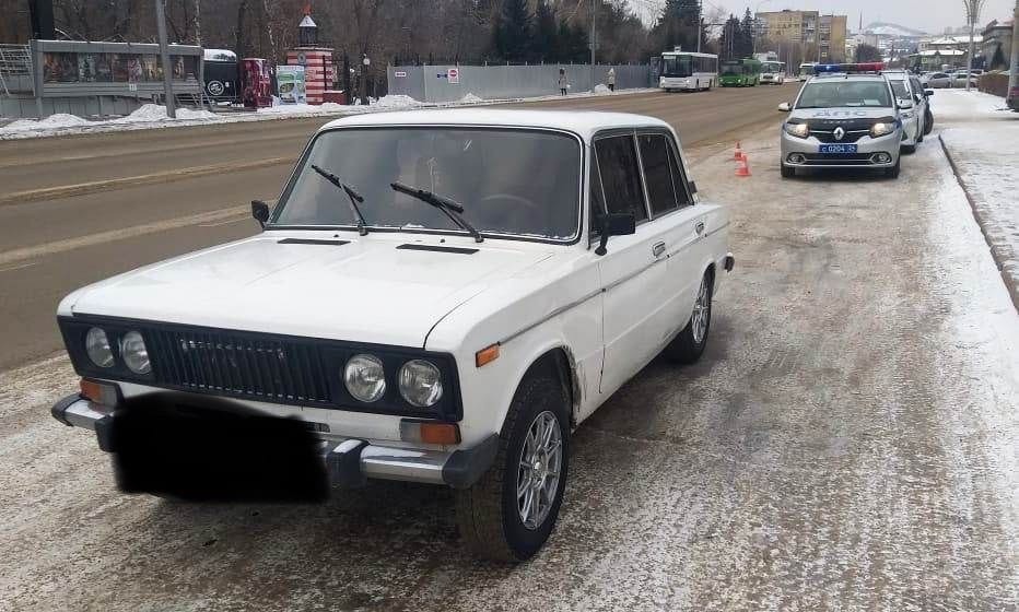 В Красноярском крае водитель без прав попытался угнать «Жигули», чтобы уехать в Абакан