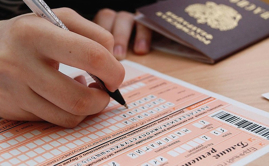 В этом году в Красноярском крае больше школьников сдали ЕГЭ на 100 баллов