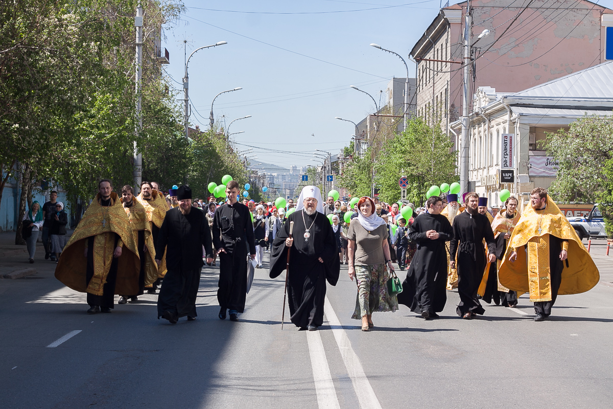 В Красноярске 18 июня из-за крестного хода временно перекроют центр города