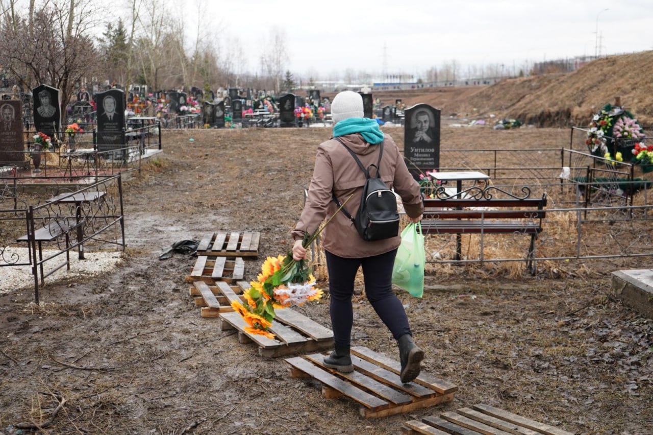 В Красноярске в 2023 году определятся с подрядчиком для продолжения благоустройства Бадалыкского кладбища