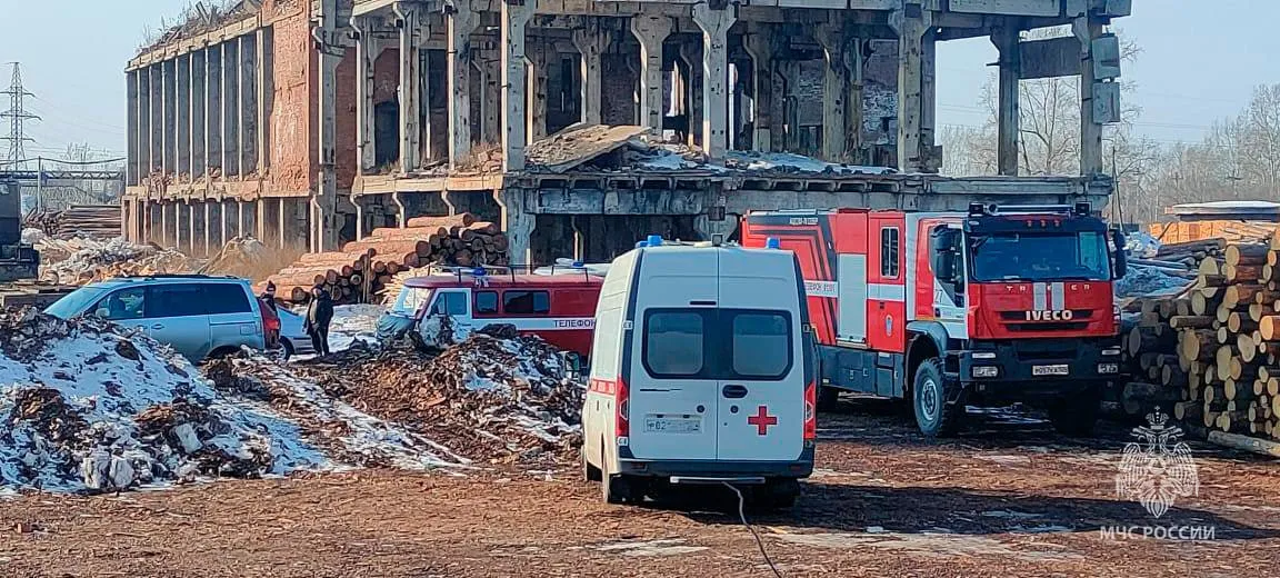 В Красноярском крае мужчина погиб при демонтаже здания