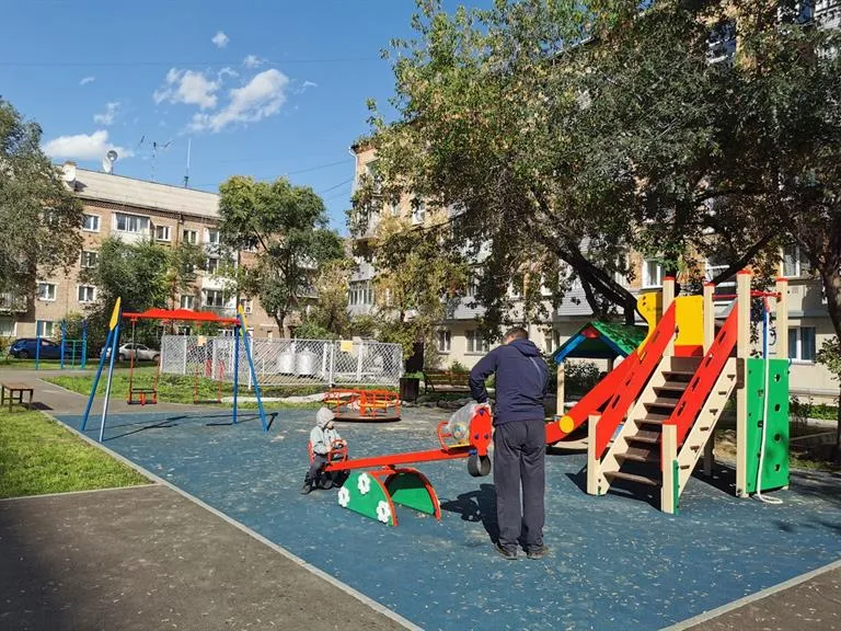 В Красноярске нашли подрядчиков для благоустройства 22 дворов