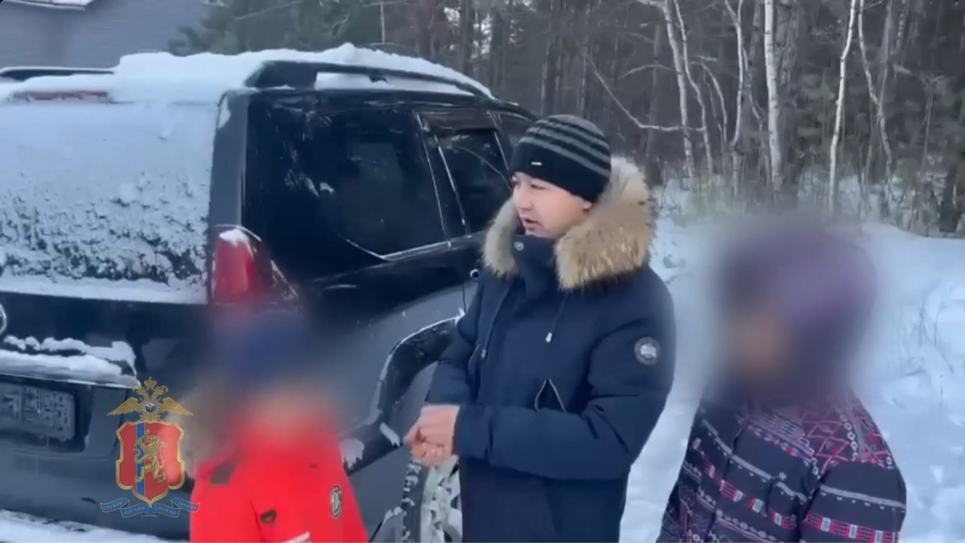 Красноярец поблагодарил полицейских за возвращение угнанной машины