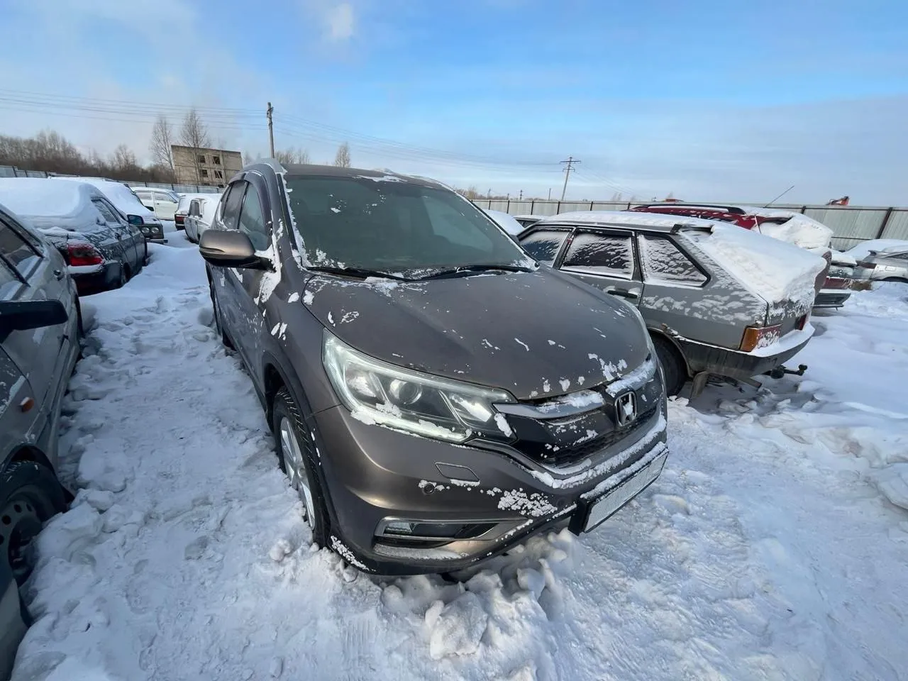 В Ачинске арестованный автомобиль с повышенной проходимостью отправили на СВО
