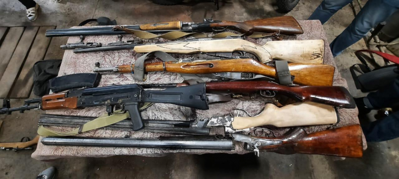 Полиция изъяла у жителя Красноярского края арсенал огнестрельного оружия