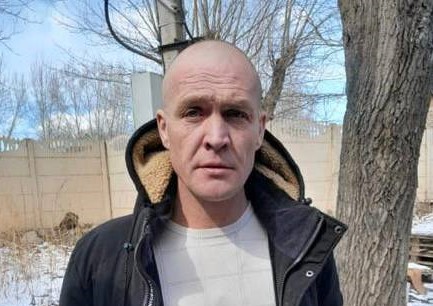В Красноярске ищут пострадавших от пристававшего к детям мужчины