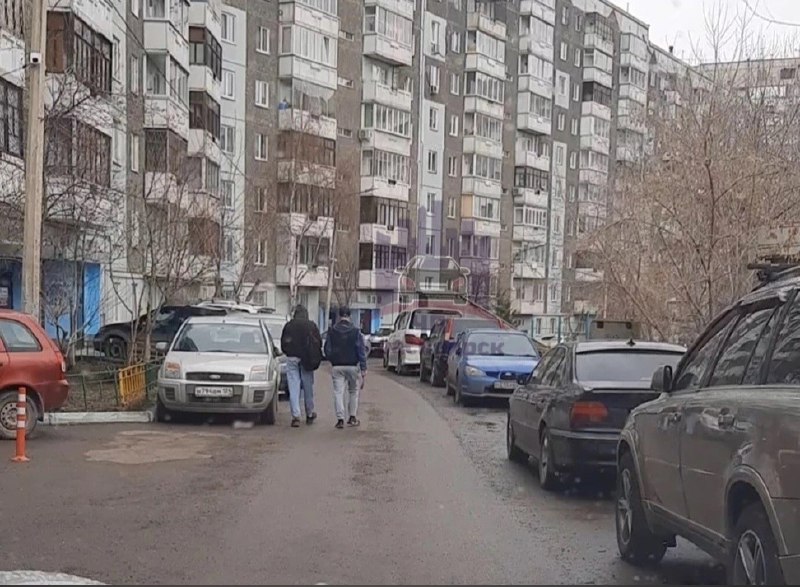 В Красноярске лжеэлектрики навязывали жителям дома на Ладо Кецховели дорогостоящие услуги