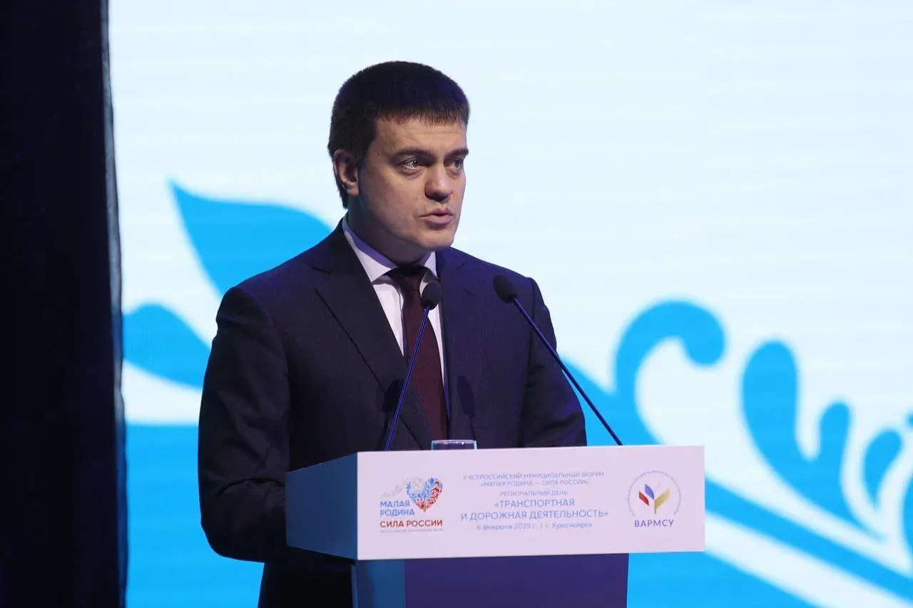 Михаил Котюков подвёл промежуточные итоги развития Красноярска в качестве транспортного хаба