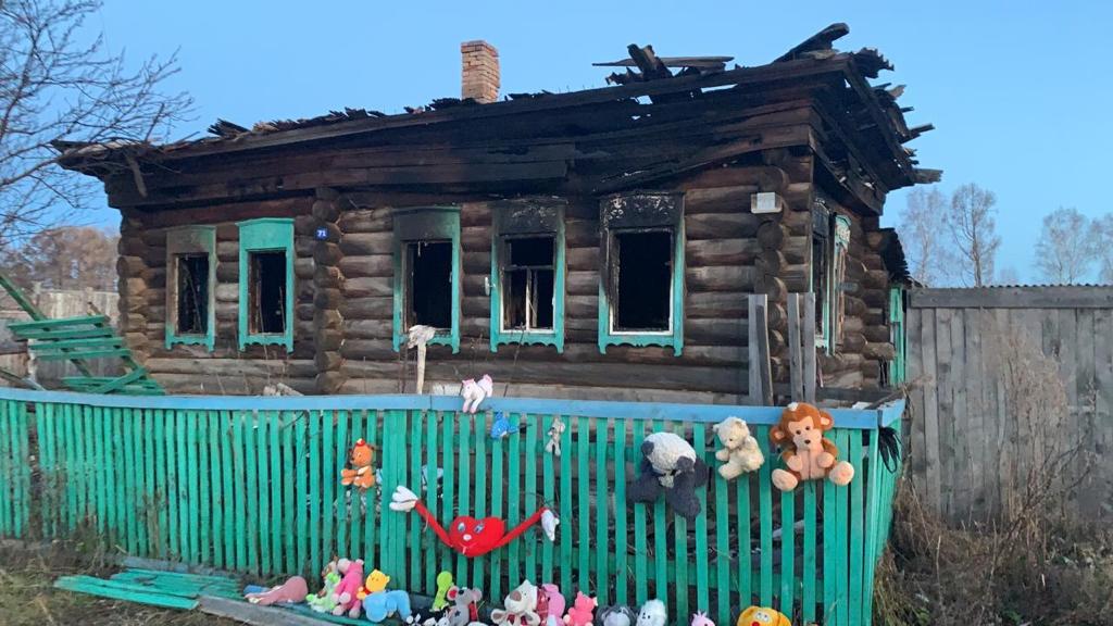 В Красноярском крае осудят мать, по вине которой погибли двое ее детей