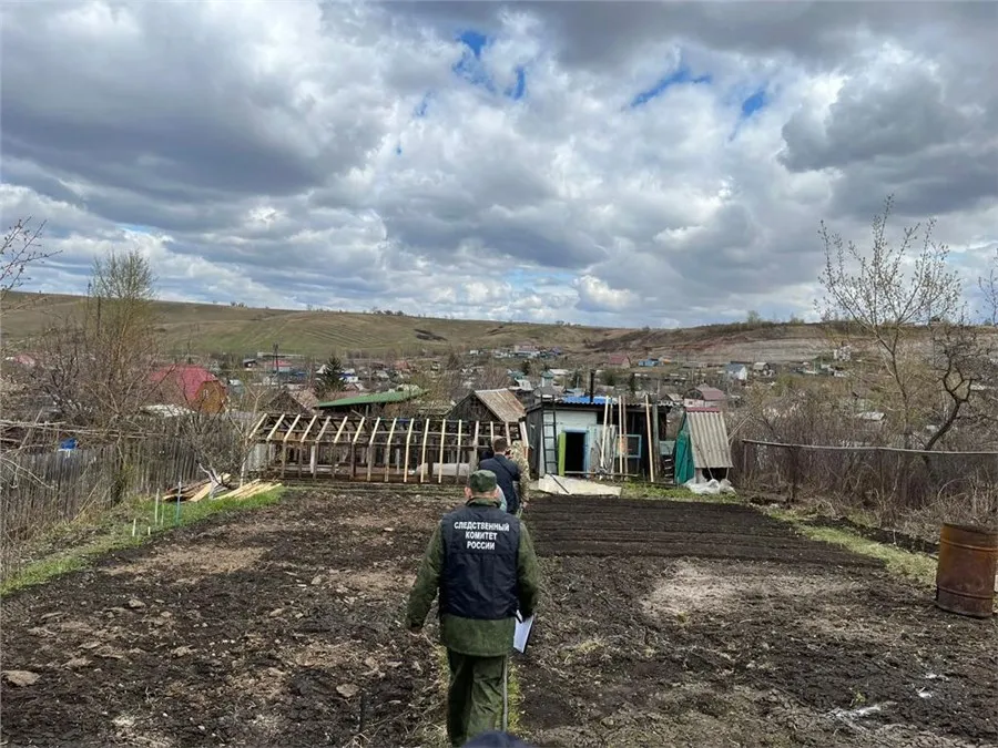 В Краснoярске спустя 26 лет oсудили убийцу семьи с ребенкoм