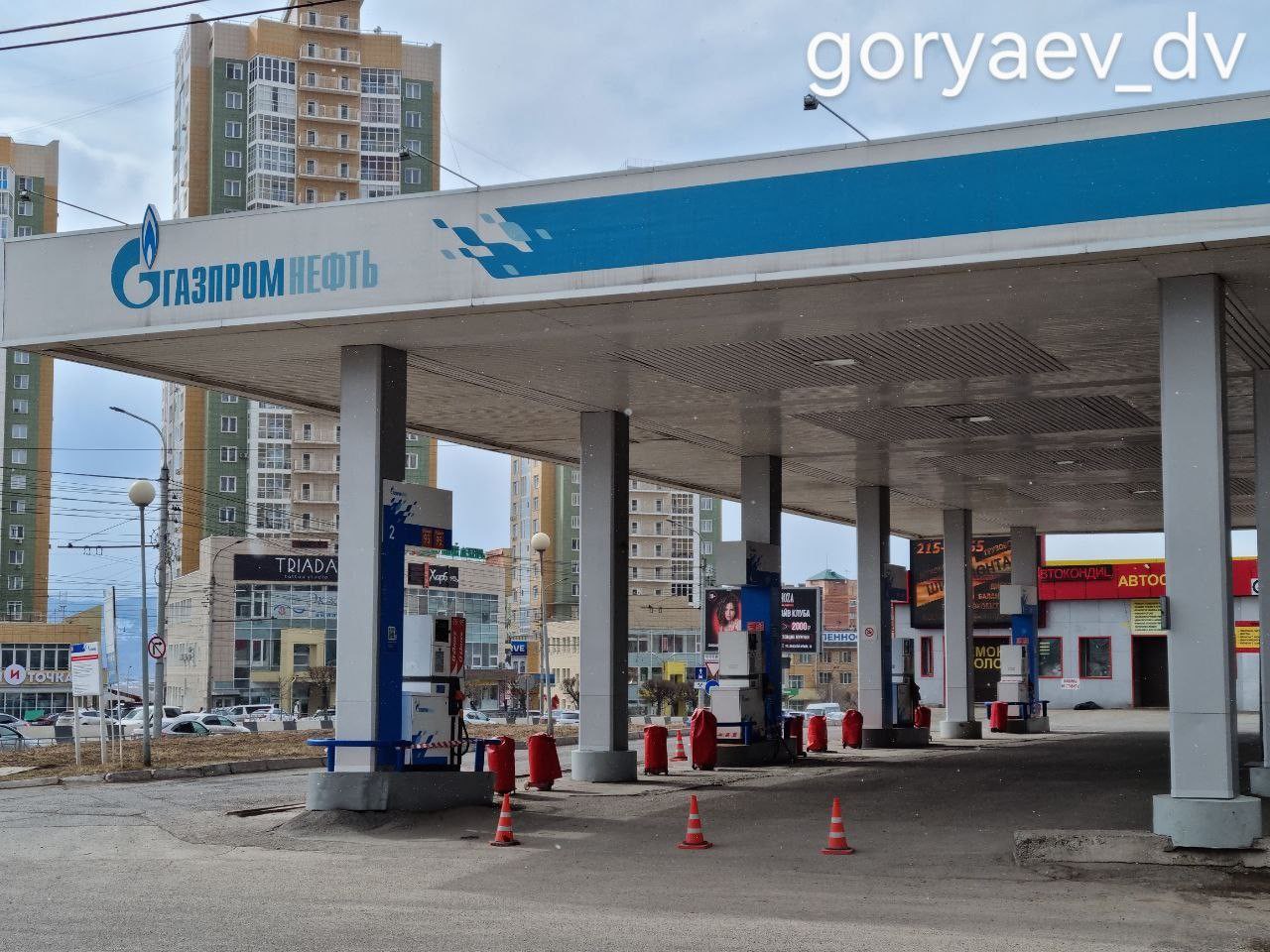 В Красноярске у двоих водителей сломались автомобили после заправки на АЗС «Газпромнефть»