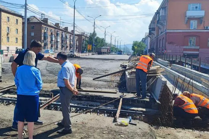 Администрация Красноярска потребовала усилить темп дорожных работ