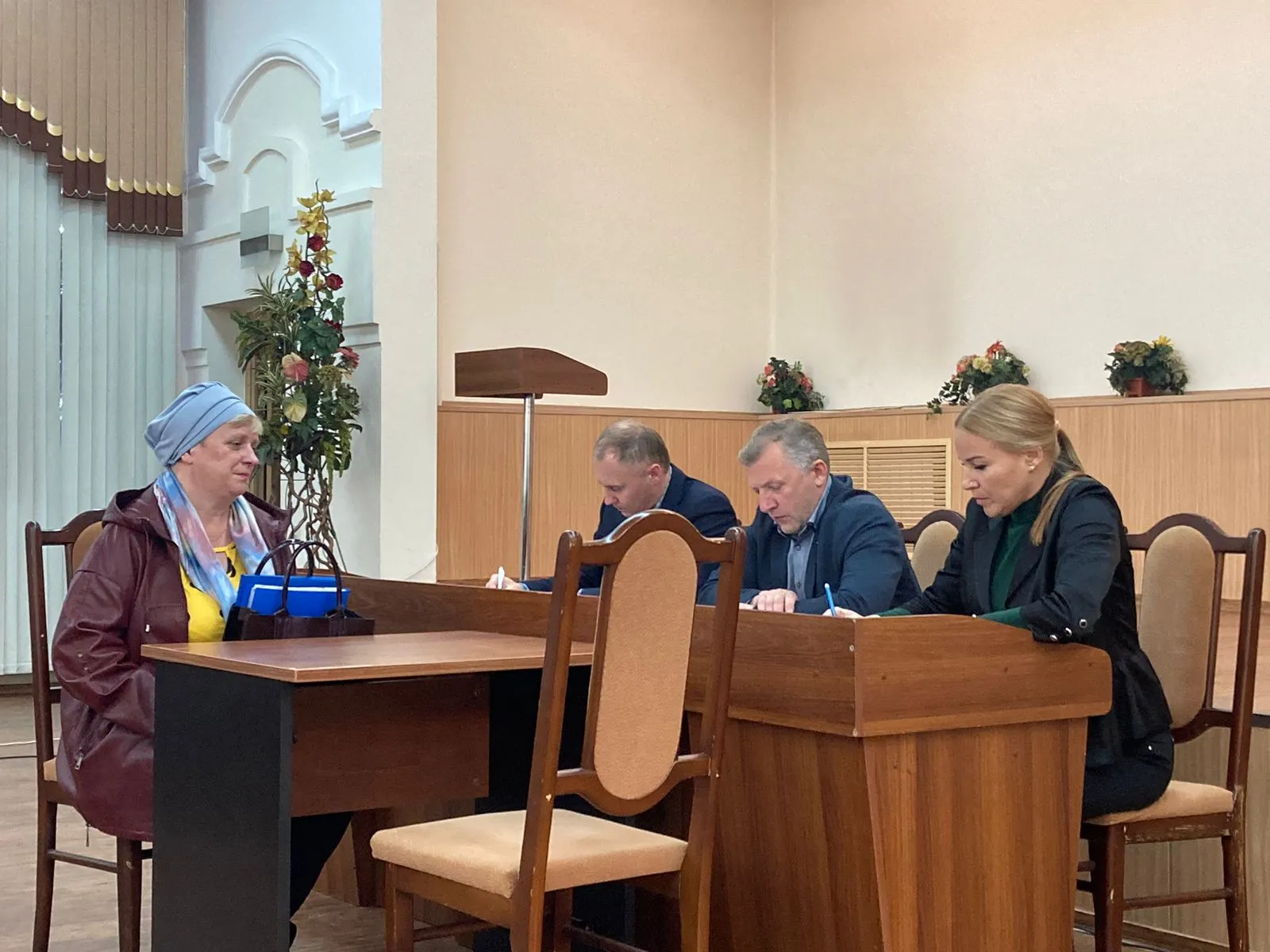 В Красноярске продолжается прием жителей Николаевки, чьи дома попадают в зону КРТ