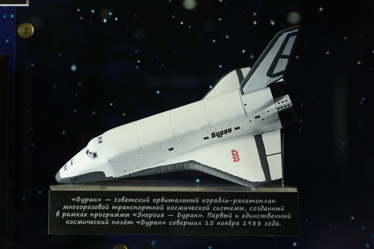 ixMpWIQ59B4.jpg