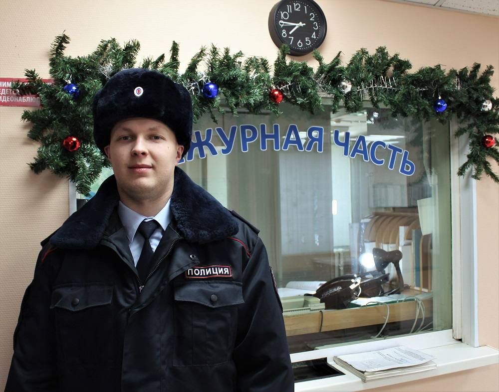 В Железногорске полицейские не дали разгореться пожару в общежитии