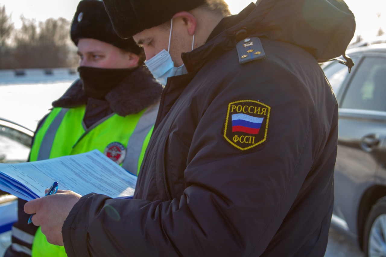 В Красноярске арестовали еще 20 машин должников