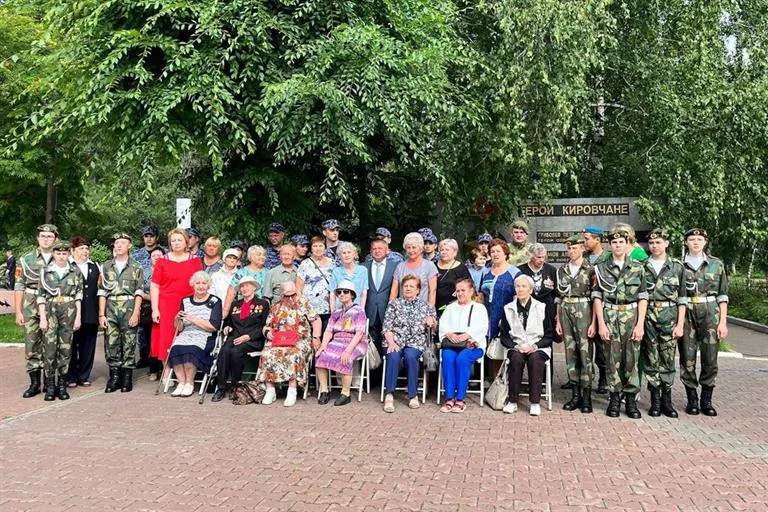В Кировский район Красноярска привезли лампаду с Вечным огнём