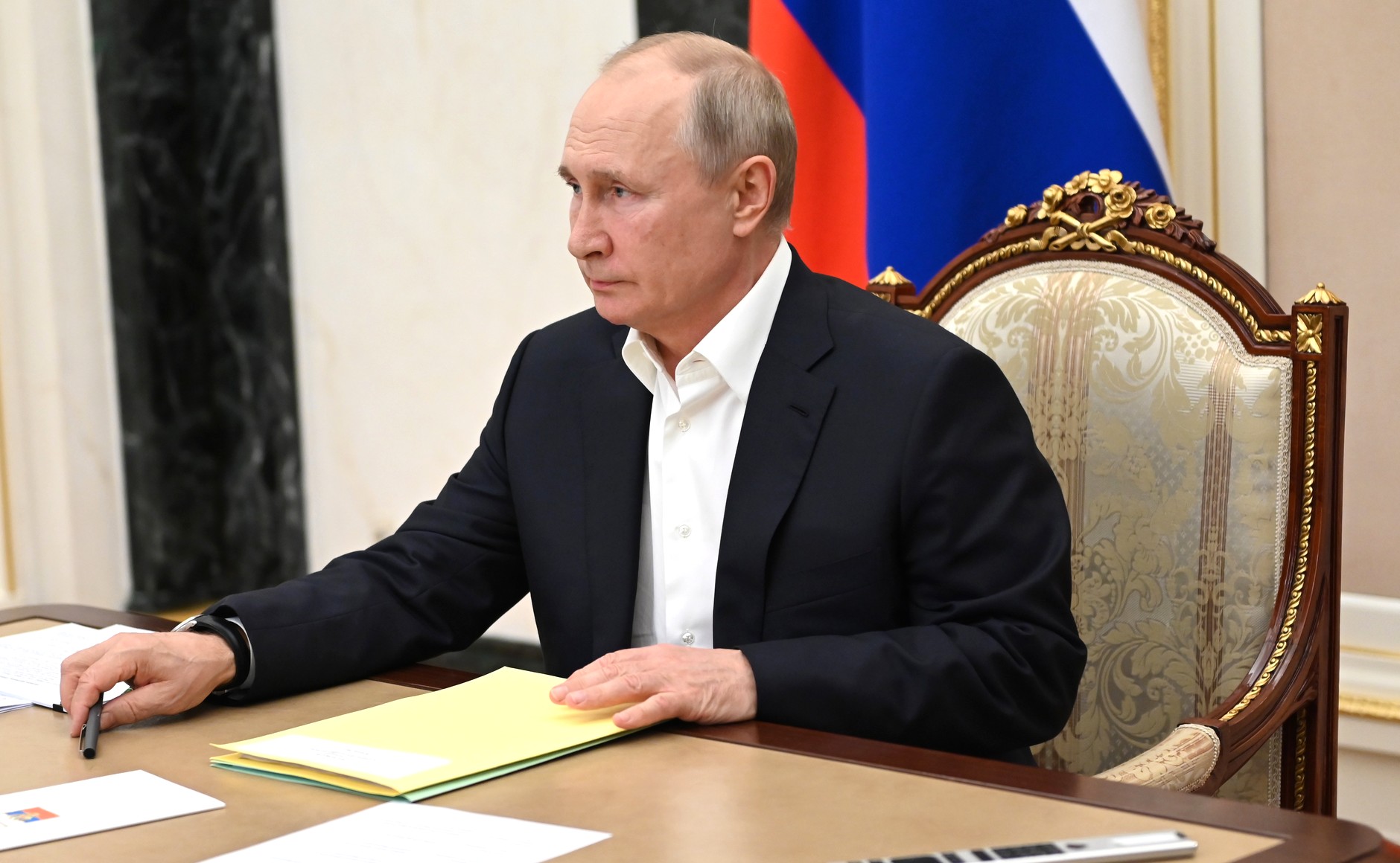 Владимир Путин поручил создать в Красноярске скоростной рельсовый транспорт к 2026 году