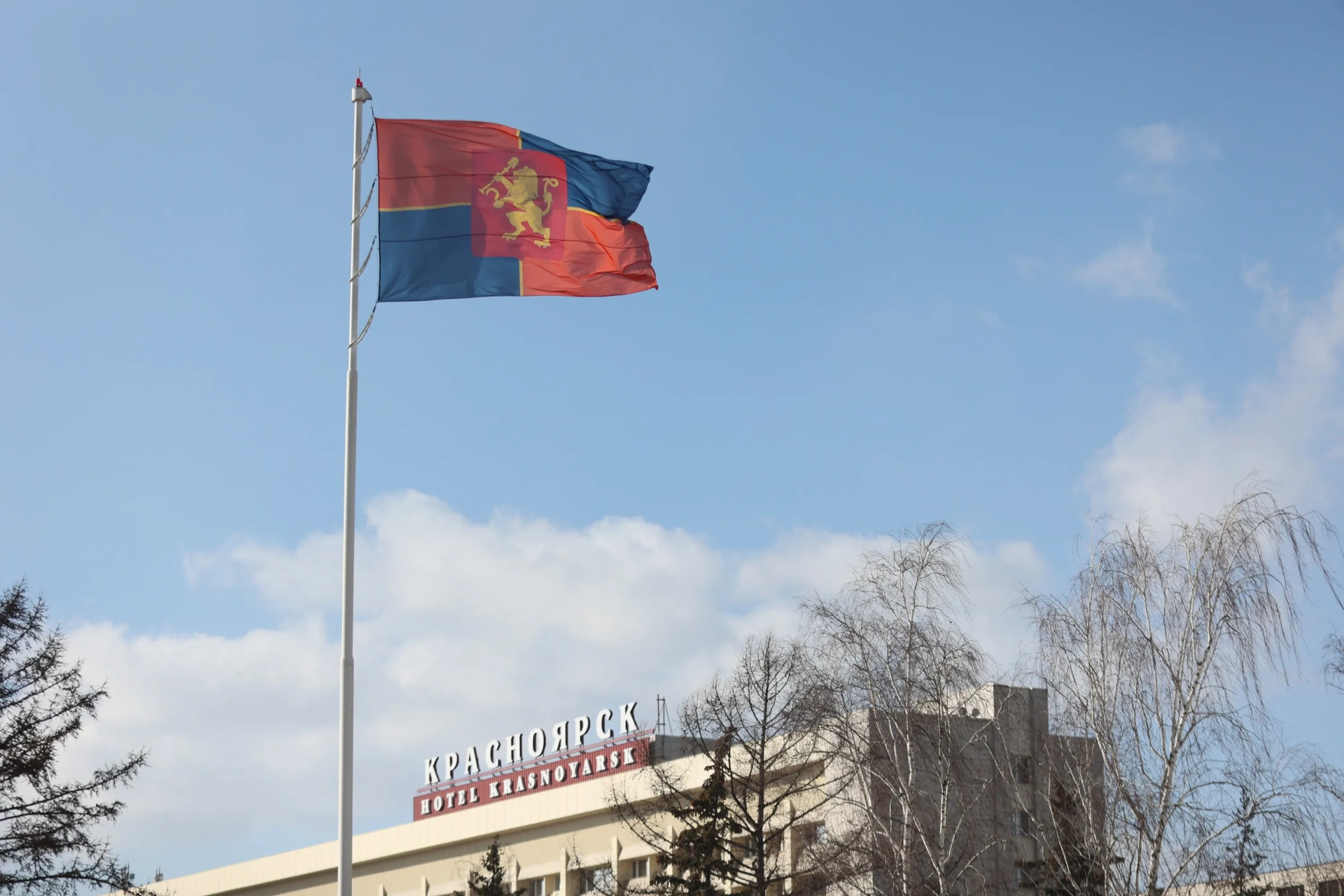 В Красноярске 17 марта ожидается сильный ветер