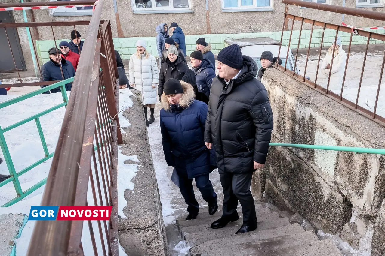 Мэр Красноярска обсудил планы развития микрорайона Солнечного на 2024 год