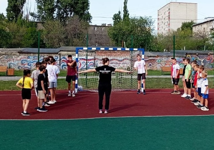 В Красноярском крае тренерам предлагают миллион за переезд в село