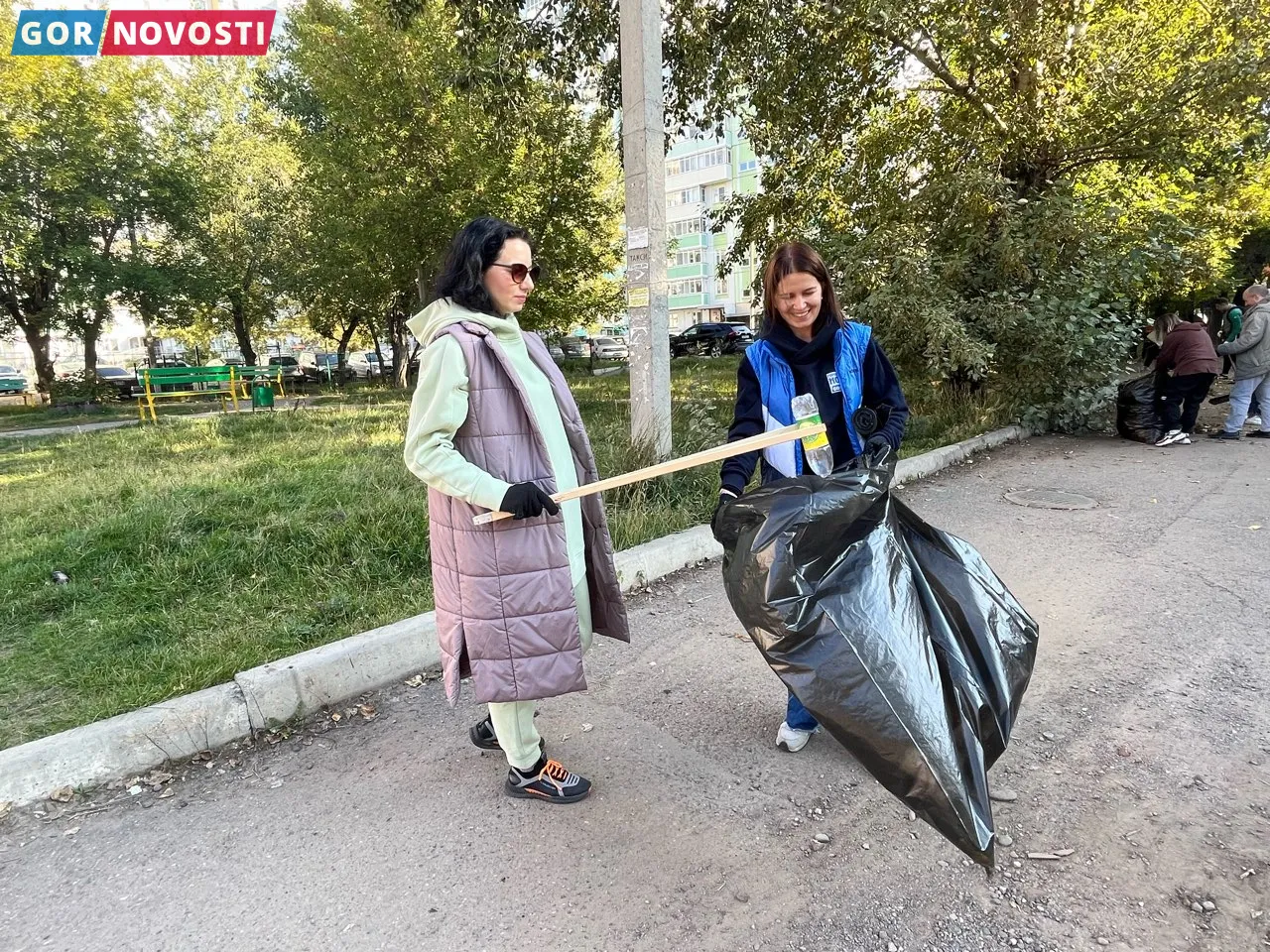 Коллектив «Городских новостей» на субботнике.
Дмитрий Попугин