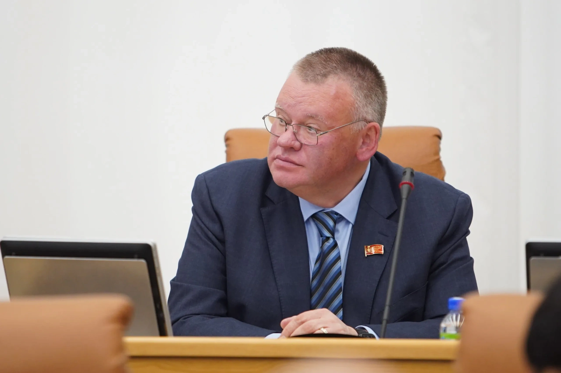 В горсовете Красноярска создали рабочую группу для поддержки участников СВО и их родных