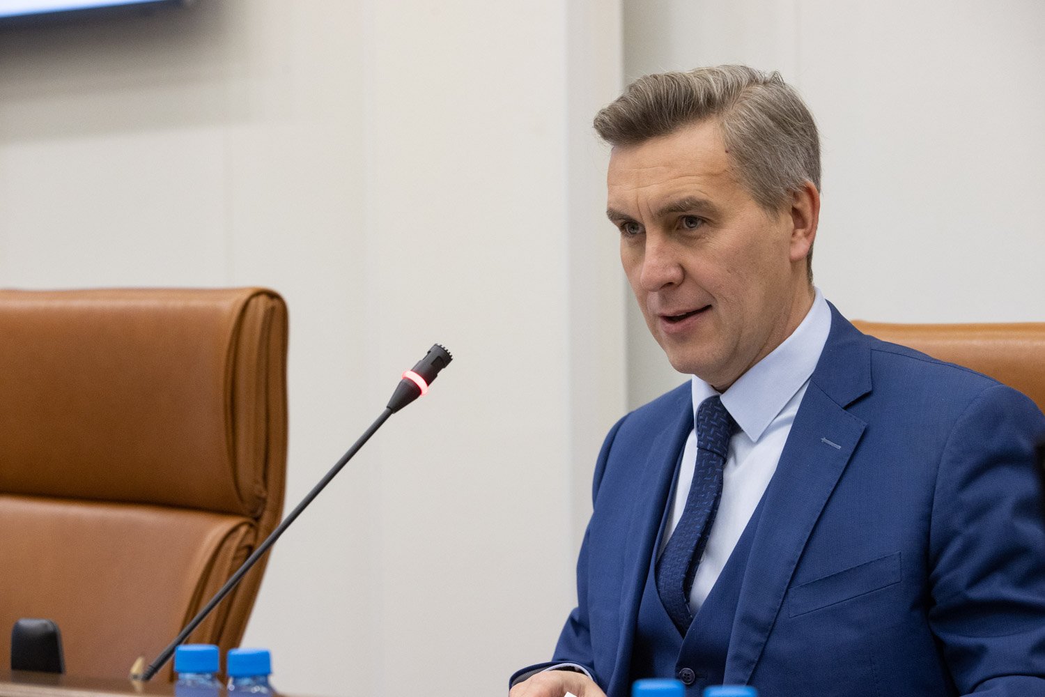 Спикер краевого парламента поздравляет прекрасных женщин с 8 Марта