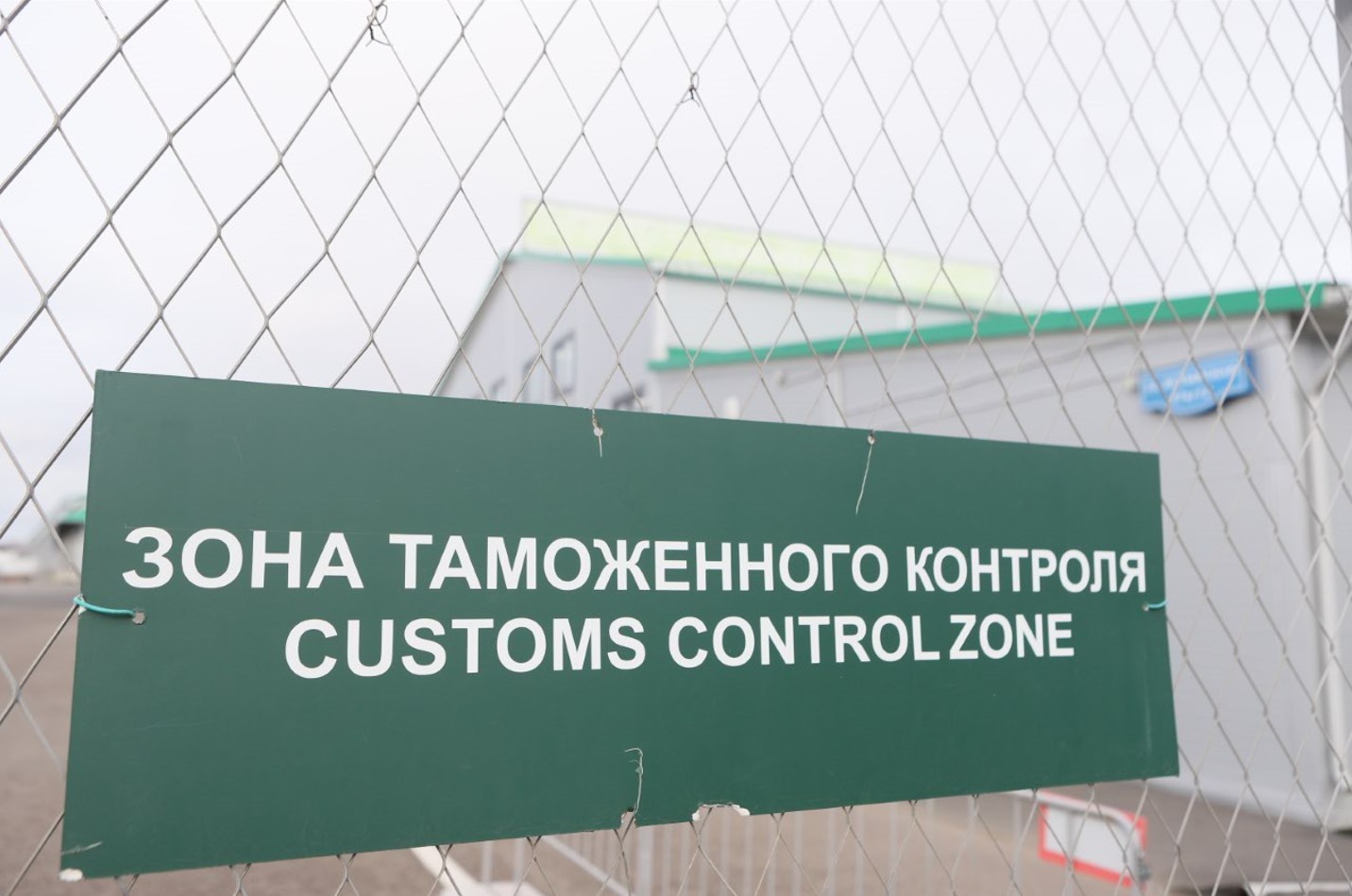 Таможенники Красноярска передали военным конфискованные видеорегистраторы и коммутаторы