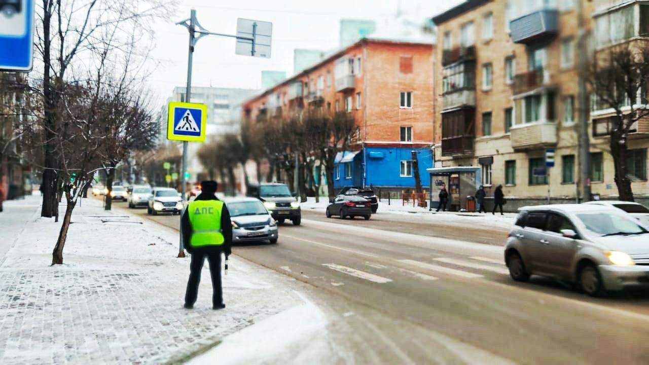 В красноярской ГИБДД рассказали о работе пунктов МРЭО в новогодние праздники