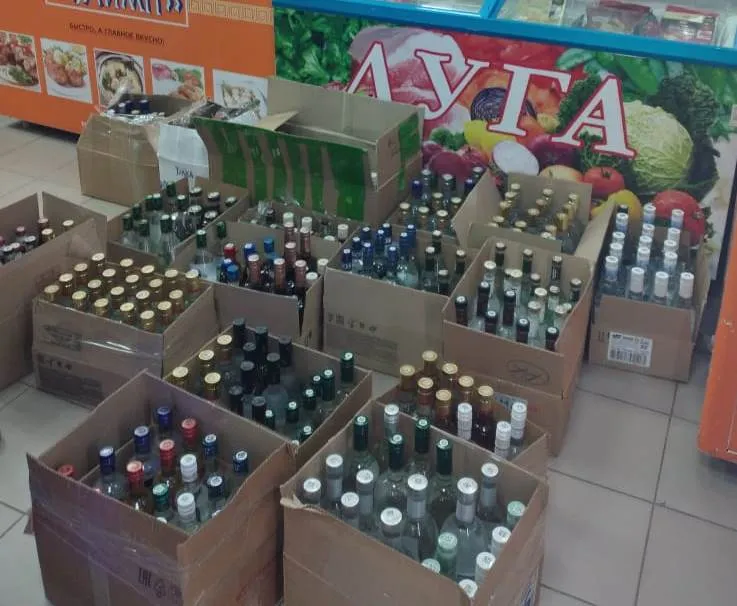 В Красноярске нашли незаконный алкомаркет на Норильской
