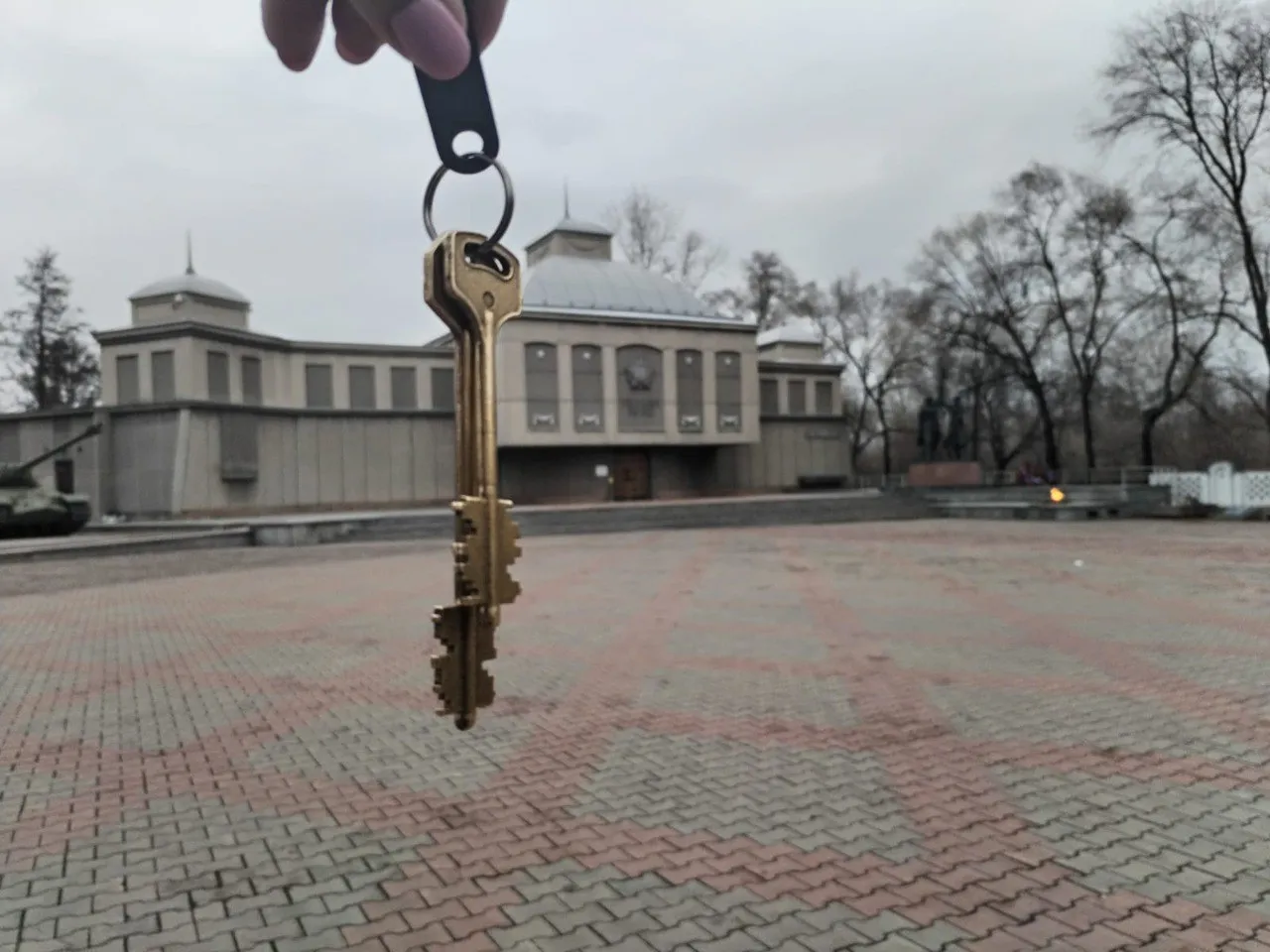 Подрядчик получил ключи от красноярского музея «Мемориал Победы»