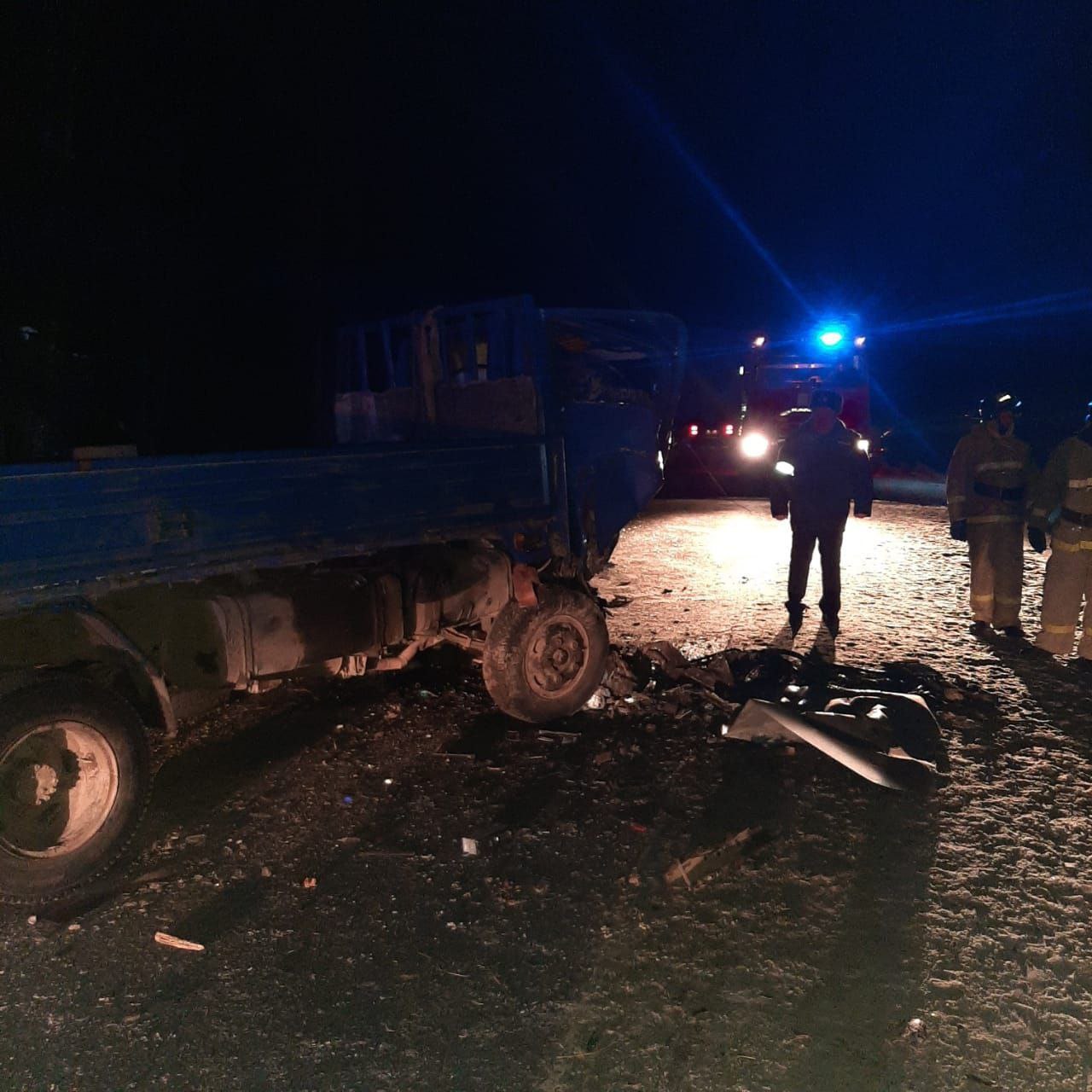 В Красноярском крае в аварии погиб водитель грузовика